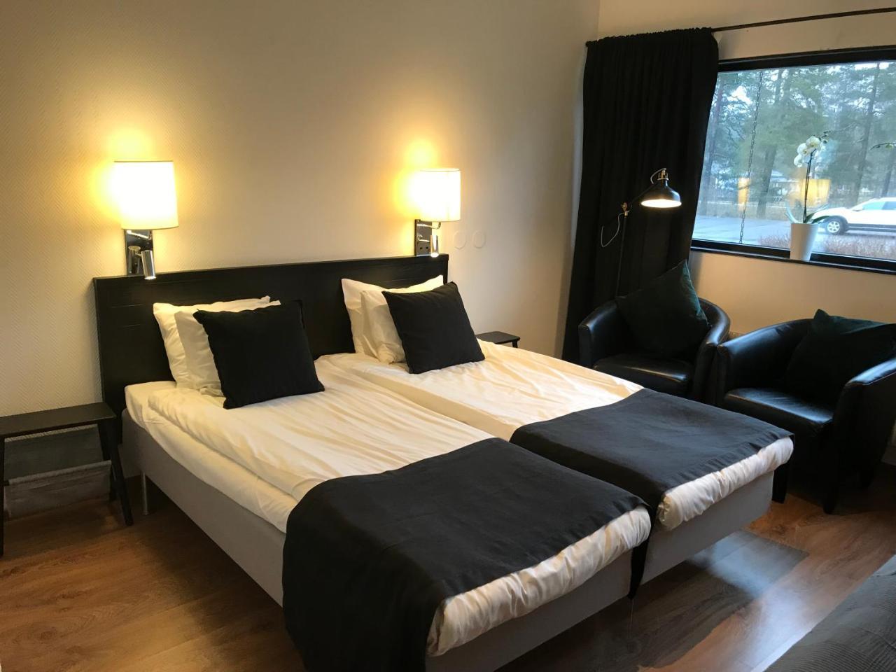 Hotel Smaland Skillingaryd Екстериор снимка
